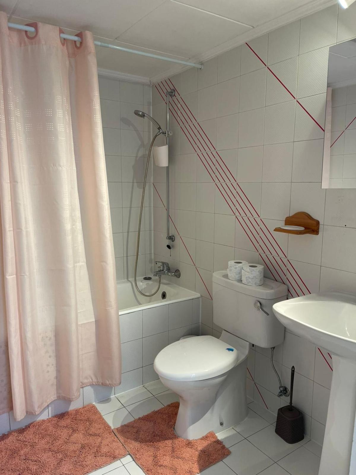Limnaria Westpark 2 Bdrm Apartment 122 パ フォス エクステリア 写真